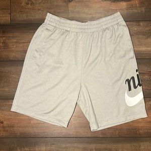 Nike SB Shorty Sunday Mens Shorts Heather Gray Size Medium
